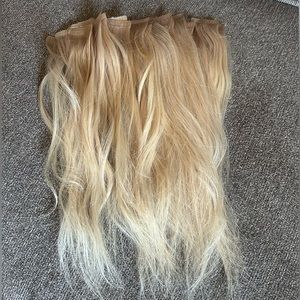 Aqua Tape in hair extensions